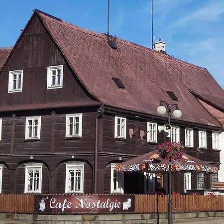 Cafe Nostalgie Dvouluzkovy Romanticky Pokoj Krásná Lípa Exterior foto